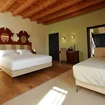 فندق Corte Regia Relais & 4*