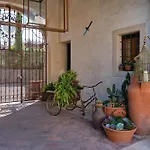 Corte Regia Relais & فاليجيو سول مينشيو