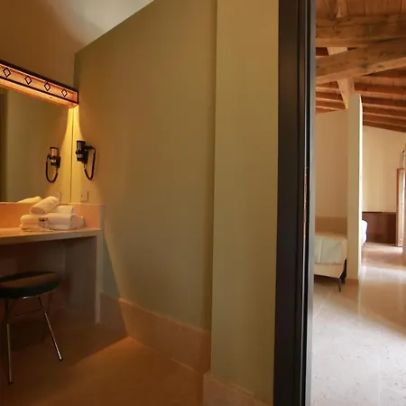 Corte Regia Relais & 4* Valeggio sul Mincio