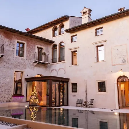 Hotel Corte Regia Relais &