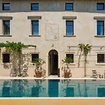 Corte Regia Relais & Hotel