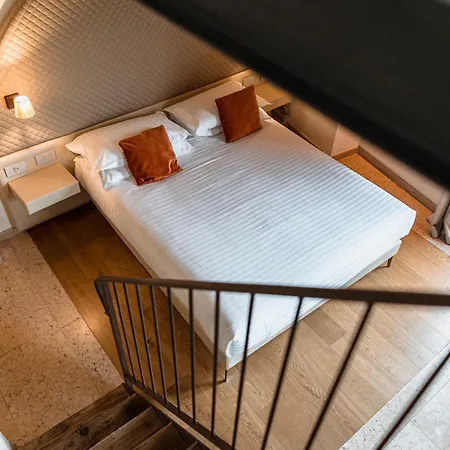 Hotel Corte Regia Relais & 4*